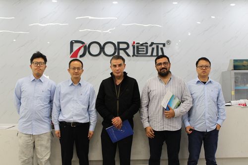 Últimos blogs de la empresa sobre Clientes mexicanos visitan la fábrica de DOOR Energy en Dongguan