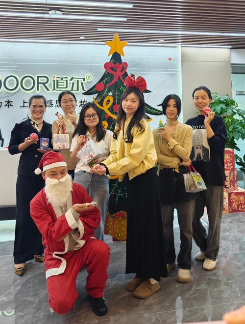 Últimos blogs de la empresa sobre Magia navideña, con energía en cualquier lugar.